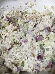 Combine all the flavors of buffalo chicken with the convenience of a store bought rotisserie chicken to create this buffalo rotisserie chicken salad. Copycat Costco Rotisserie Chicken Salad 1 Rotisserie Chicken Meat Removed And Shred Rotisserie Chicken Salad Costco Rotisserie Chicken Costco Chicken Salad