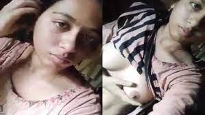 Bangladeshi Beautiful Girl Showing And Fingering Indians Get Fucked