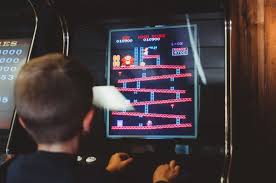 Si eres fan de lo retro y las recreativas, vas a poder recurrir a los infalibles arcades. Seis Emuladores Y Simuladores Para Disfrutar Del Videojuego Retro En Tu Pc