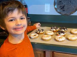 With such a positive response with my Amy Joy post I decided show diffent  types of donuts. These are the more popular ones that where served at Amy  Joy.