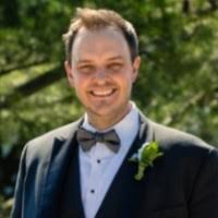 600+ perfiles de «Chovan»