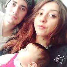 Buenas tardes ¿Me podrían por favor ayudar con esta duda? Estaba leyendo la  definitiva de la Shogun y esta indica que al activarse, sus ataques básicos  y cargados se vuelven daños de