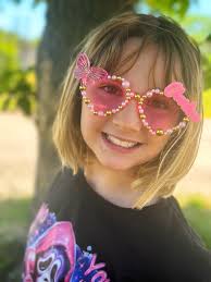 Can you make me feel special at this moment