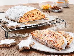 Leckerer Weihnachtsstollen So Geht S Lecker Lecker Lebensmittel Essen Rezepte