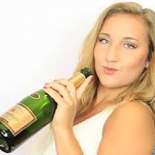 Robin Bryfogle (@RobinBryy)