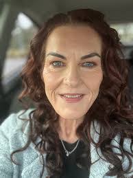 Sharon Stillman's Instagram, Twitter & Facebook