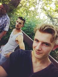 Bettiejo Elmore (@BettiejoNJosh)