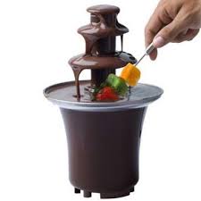 Fontaine De Chocolats A Partager En Famille Chocolat Fondue Au Chocolat Fontaine Chocolat Chocolat