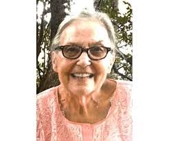 Diane Mayberry's Instagram, Twitter & Facebook