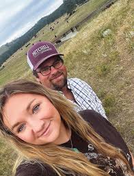 Isabelle Morrow (@izzy_marie003) • Instagram photos and videos