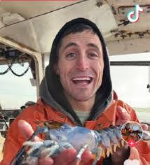 Jacob Knowles's Instagram, Twitter & Facebook