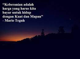 Beliau adalah salah seorang sulton aulia, yang merupakan salah satu syaikh yang ada di silsilah dalam thoriqoh sadziliyah, thoriqoh suhrowardiyah dan beberapa thoriqoh lain. Kata Kata Bijak Alam Mengajarkan Kita