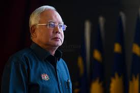 Alhamdulillah.team arimas miang kham sekali lagi mendapat kepercayaan peminat apabila mereka membuat tempahan kaduk junjung bagi majlis pertunangan yang akan diadakan pada 31/12/2017 penutup tirai 2017 yang sangat baik buat kami. Penjawat Awam Awas Kaduk Naik Junjung Video Tolakpakatanharapan Kekalnajib Daengselili Net