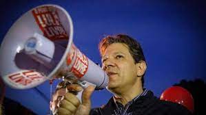 Com a sutileza de um paquiderme em loja de cristais, estilo que lhe é peculiar, mainardi ultrapassou os limites da iconoclastia ao atacar haddad sem. Diogo Mainardi E O Poste De Lula