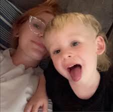 Does anyone use the Bibado bibs? We've got 2 and they're absolutely amazing  EXCEPT, no matter what I do, they stink! It's almost a sick smell 🤢 They  say to wash at