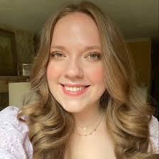 Emily Burt (burt_emily17)