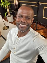 Not just a podcast.This is where high performers come to get seen, heard,  and aligned. Errors & Omissions — where identity meets execution.Follow  @MakeWiseMoves everywhere:📲 Instagram📘 Facebook▶️ ...