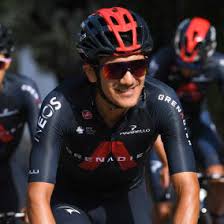 L'épouvantail de la course est alors entré en scène. Richard Carapaz The Ineos Grenadiers