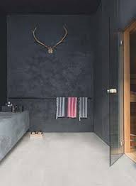 Find ideas and inspiration for dark floor and light walls bathroom to add to your own home. Interior Tips Tricks