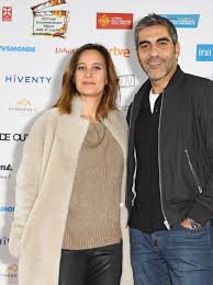 Julie de bona was born on december 7, 1980 in paris, france. Julie De Bona Comment Apprendre A T Aimer A Eu Un Impact Sur Sa Vie De Maman Artofit