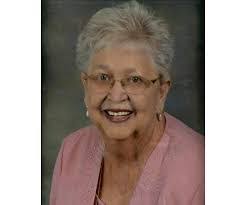 Evelyn Riggs's Instagram, Twitter & Facebook