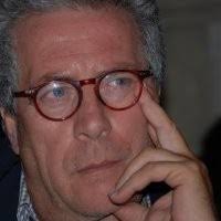 1000+ perfiles de «Peter At»