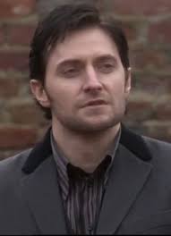 Richard Armitage in Moving On