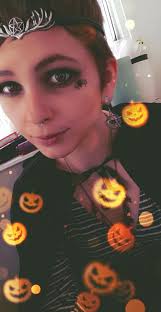 Dull me is staying home tonight, due to the cold and rain. I get sick so  easily that I'm not risking my health. But I'm dressed for the occasion!  Happy Samhain! 🖤🧡🖤