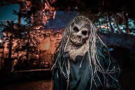 Jun 14, 2021 · halloween haunt at knott's is the world's largest theme park halloween event. Knott S Scary Farm Best Worst Dates To Go Is It Packed Real Time Crowd Tracking Isitpacked Com
