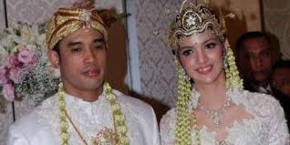 Hal tersebut berdasarkan hasil pemeriksaan yang dilakukan penyidik terhadap pasangan suami istri itu. Ini Yang Diberikan Ardi Bakrie Di 10 Tahun Pernikahan Nia Ramadhani Sampai Nangis Merdeka Com