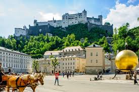 It was run by one old lady, who came in from the country, for many years. Ausflugsziele Rund Um Den Tennengau