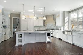 white kitchen cabinets