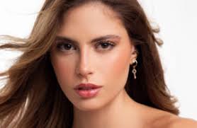 Silenciosamente Sofía Osío Luna, Señorita Atlántico 2022, fue coronada en  el Buque Gloria