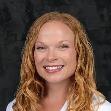 Carrie Majors's Instagram, Twitter & Facebook