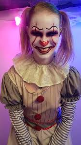 Hello everyone. My name is Katrina. My acting experience is only a few  years working at Renfaires around TX.I love dressing up and doing crazy  makeup. Here are some pics of me