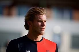 Conceived in biberach, karius started his profession with stuttgart before moving to manchester city in 2009. Loris Karius Suffers Broken Hand Out For At Least Two Months Liverpool Fc This Is Anfield