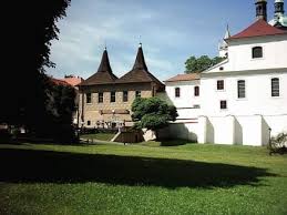 Teplice je okresní město, proto naleznete několik různých poštovních směrovacích čísel a pošt podle toho, o jakou lokalitu v teplicích se jedná. Regionalmuseum In Teplice In Teplice Teplitz Holidaycheck