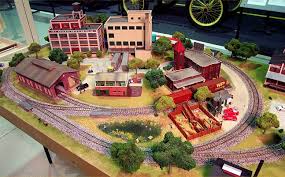 Gateway Central VIII 4x6-Foot Small HO Scale Model Railroad | Power-Loc  Track | Gateway NMRA