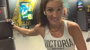 Full gym avec Bellatina - LEGDAY workout hard (spécial fessiers) - YouTube