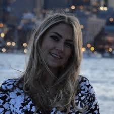 Mackenzie Gordon's Instagram, Twitter & Facebook