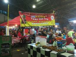Residents can find exotic international foods and cafes, or in malls, such as arena square kuala kangsar, aeon mall ipoh klebang, mydin mall meru raya, and ipoh parade. Twt Kuale On Twitter Bazar Ramadhan Arena Square Kuala Kangsar