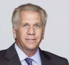 1) Ownership THI:36490 SDC_MG01_FrontOffice_q4.qxd.qxd