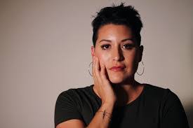 Lori Ardis's Instagram, Twitter & Facebook