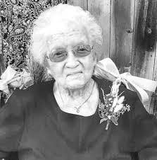 Diane Damen's Instagram, Twitter & Facebook