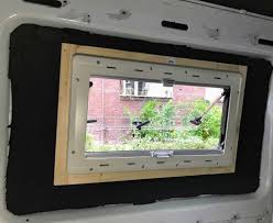 Wohnmobil Fenster Einbauen Einbauanleitung Und Kosten Wohnmobil Fenster Fenster Einbauen Fenster