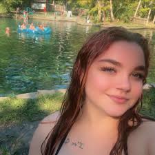 Hi everyone. I'm new to the group. My boyfriend and I are looking into  getting an RV to live full time. We're struggling to find parks that we can  live at rather