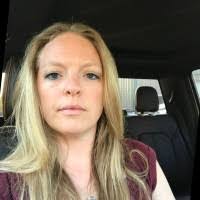 Heather Searles's Instagram, Twitter & Facebook