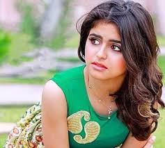 شائعات كثيرة طالت الممثلة المصرية المعتزلة حنان الترك عن خلعها للحجاب والعودة إلى الساحة الفنية مجددًا، والأخبار زادت حين نشرت منة_شلبي صورة لهما بدت فيها حنان بصورة قديمة وبلا حجاب، ولم تنزعج منها بل ردت بشكل طبيعي. Ø§ØºÙ†ÙŠØ© Ø­Ù„Ø§ Ø§Ù„ØªØ±Ùƒ Ø§Ù„Ø¬Ø¯ÙŠØ¯Ø© 2019