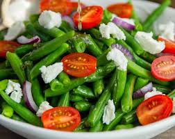 Cette Delicieuse Recette De Salade De Feves Vertes Est Tres Facile A Faire Recipe In 2020 Broccoli Curry Food Vegetables