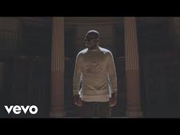 Maitre Gims Est Ce Que Tu M Aimes Music Video Musicvideo Love Newmusic Pop Nowplaying Listening Song Misfits Music French Songs Beautiful Songs